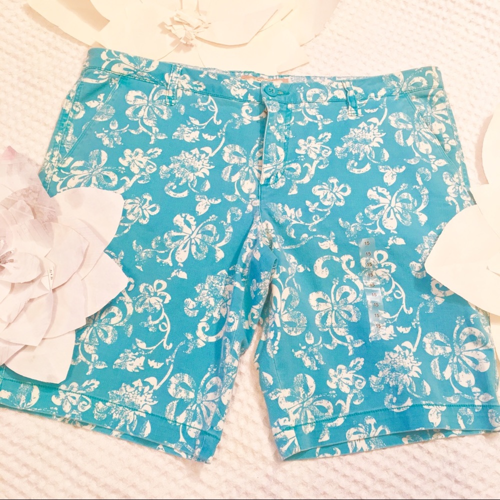 Arizona Jean Co Colored Graphic Denim Bermuda’s